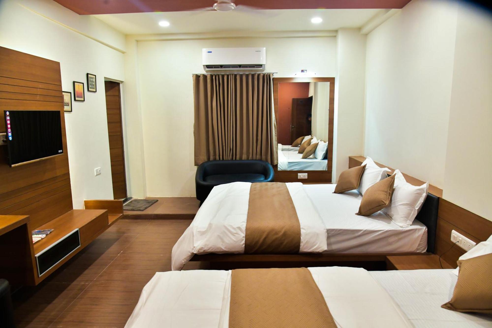 Hotel Ashooka Inn Gandhinagar Exterior foto